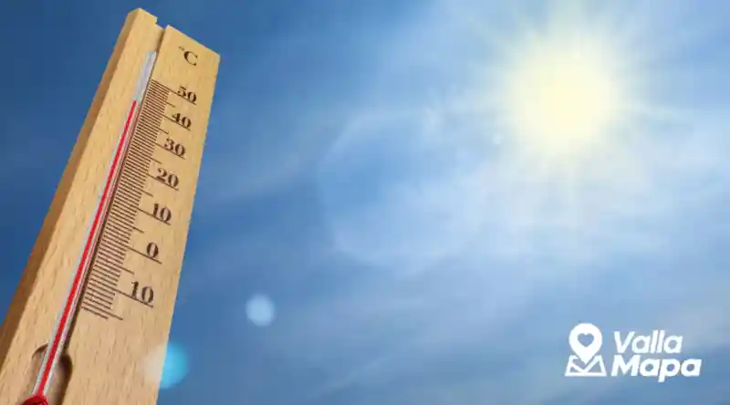 Termometro bajo el sol para explicar el calor de abril en Yucatan